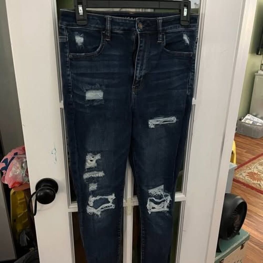 American Eagle Next Level Stretch Distressed Jeans 8